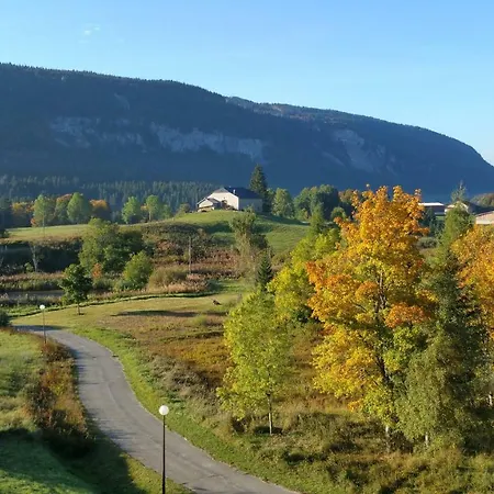 Les Chamois Apartment *